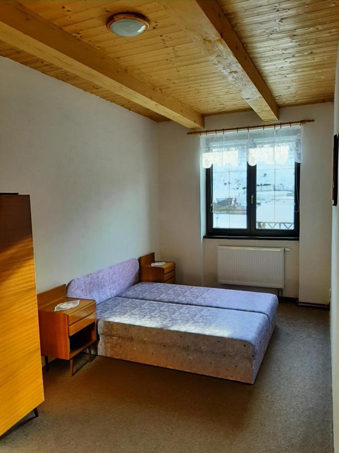 Apartmany-Zamecka Restaurace Jindrichovice Luaran gambar
