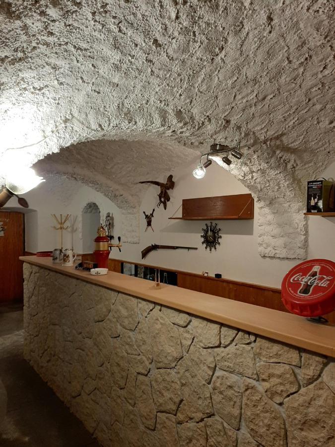 Apartmany-Zamecka Restaurace Jindrichovice Luaran gambar