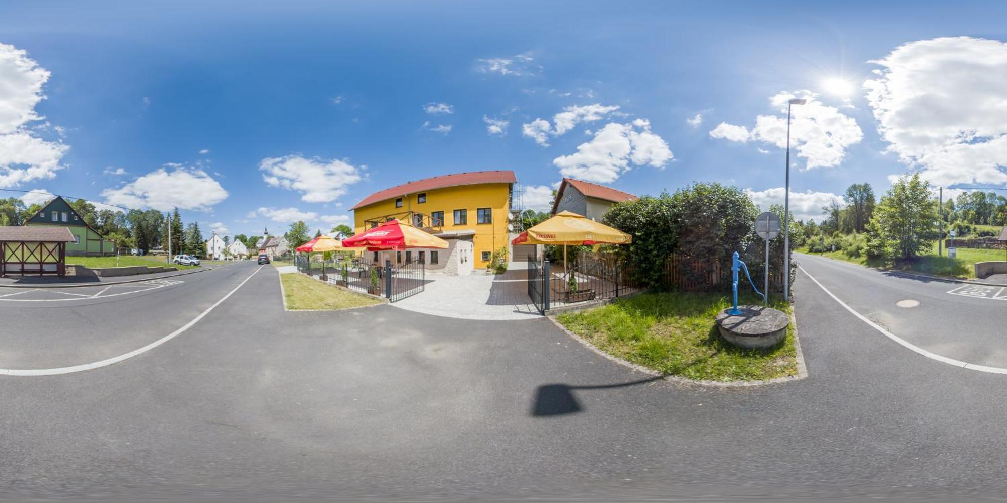 Apartmany-Zamecka Restaurace Jindrichovice Luaran gambar